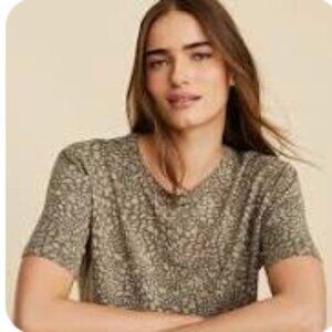 Lou & Grey soft t-shirt